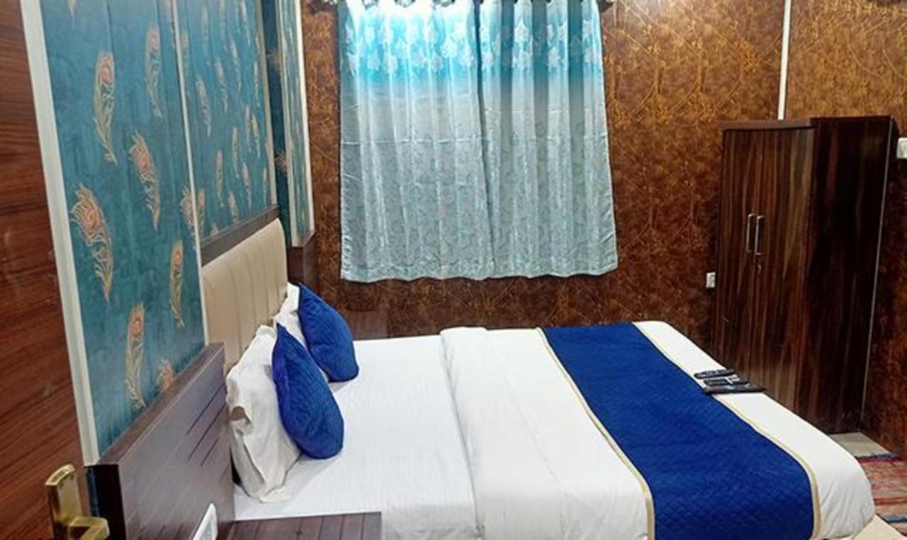 Готель Fabexpress Ashirwad Residency Мумбаї Екстер'єр фото