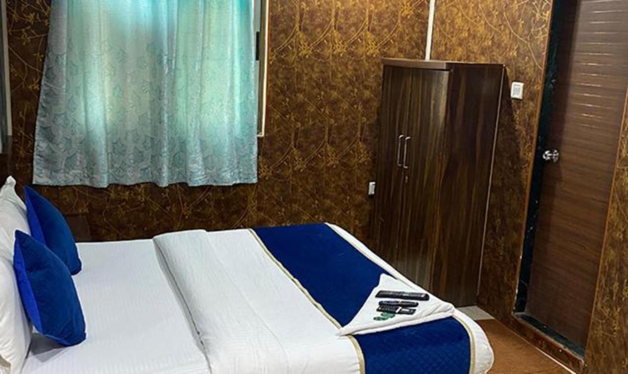 Готель Fabexpress Ashirwad Residency Мумбаї Екстер'єр фото